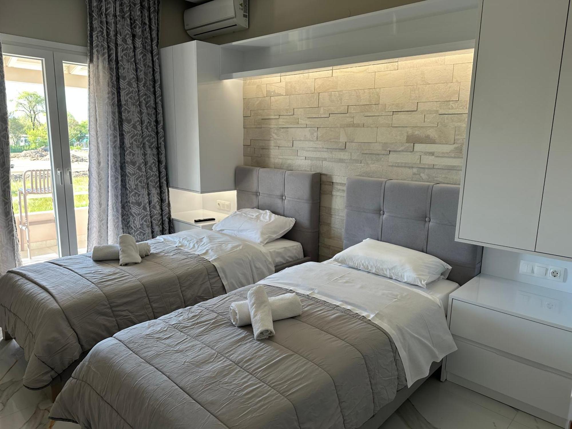 Evelina Luxury Suites In Corfu Ipsos Exterior photo